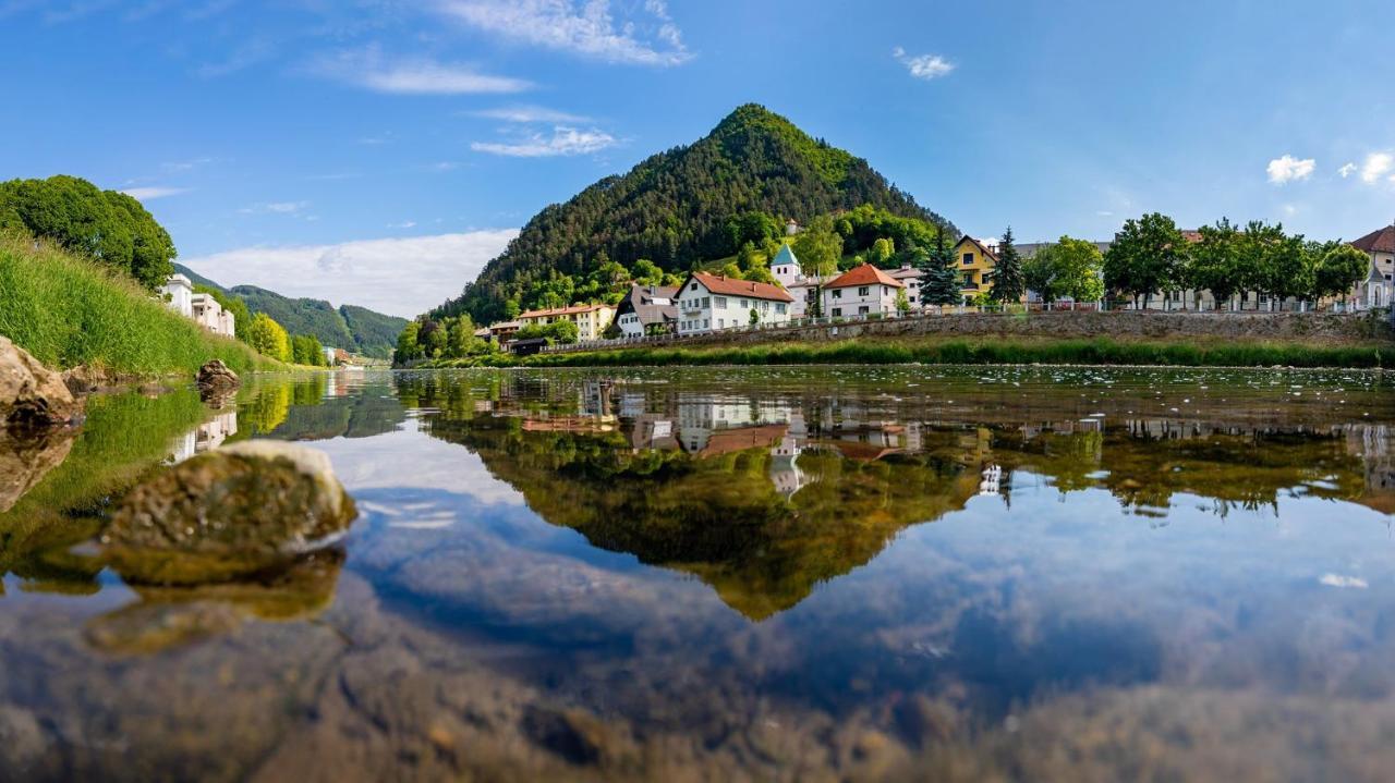 Hotel Spica Laško Екстериор снимка